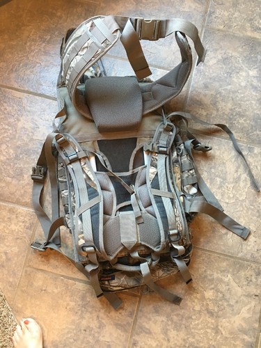 EBERLESTOCK J107 Dragonfly Backpack- Realtreee Hardwoods Camo