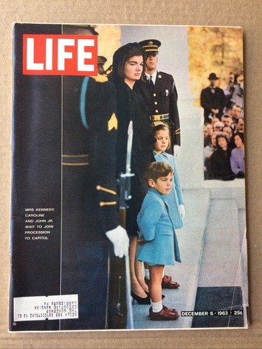VINTAGE ~ LIFE Magazine President John F. Kennedy December 6