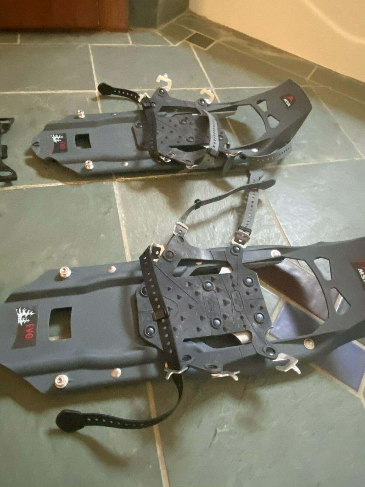 MSR Evo Trail Snowshoes w/ Tails, Blue, Used once 22 inのeBay公認海外通販｜セカイモン