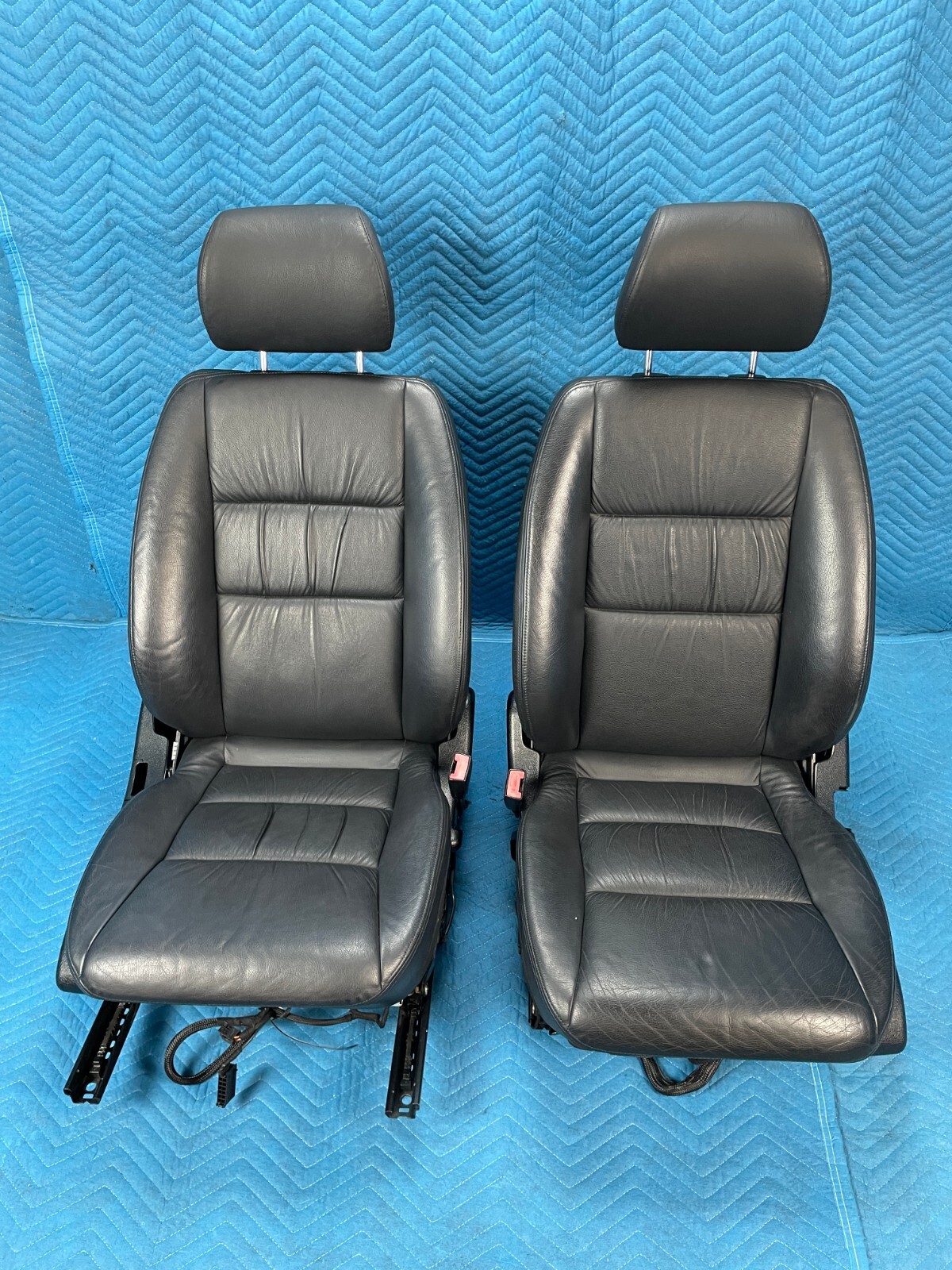 sLEON  G500 537B7E4C-B4D0-48B3-A0C3-