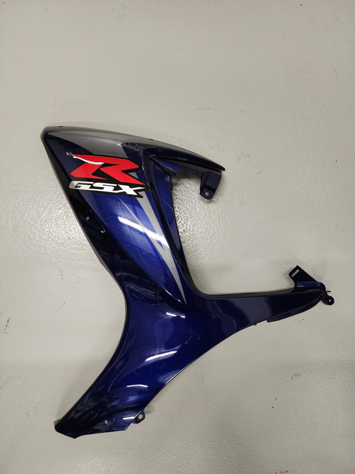 Suzuki GSXR 750 06-07 OEM Left Side Middle Fairing CRACKED