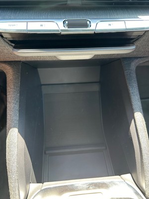 image 9 of interior