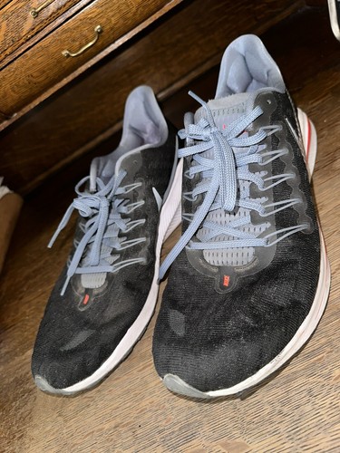 Nike Mens Air Zoom Vomero 14 Size 13 US Black Running Shoes  display picture 1