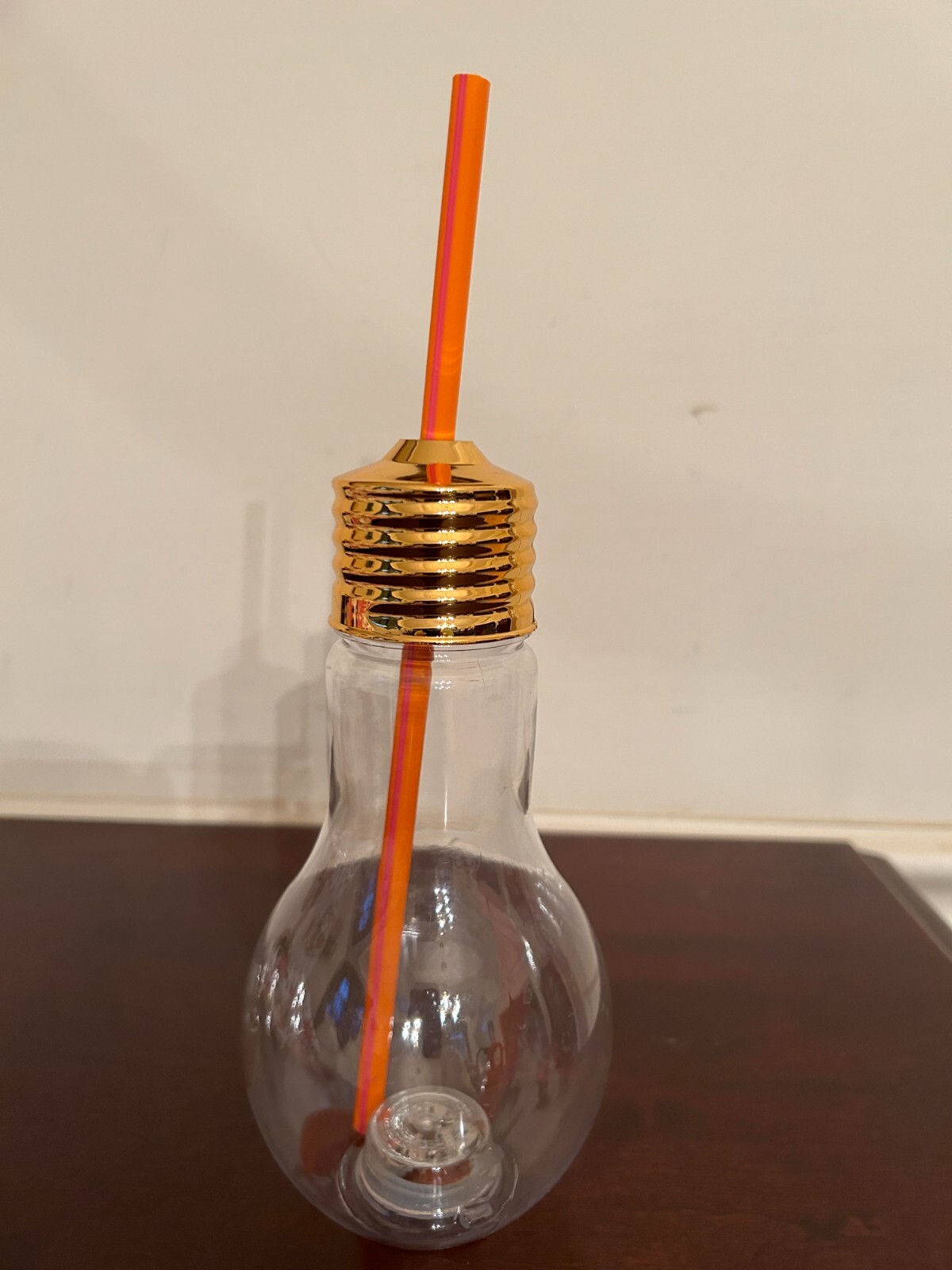 Light Bulb Drink Container (LIGHTS UP!)