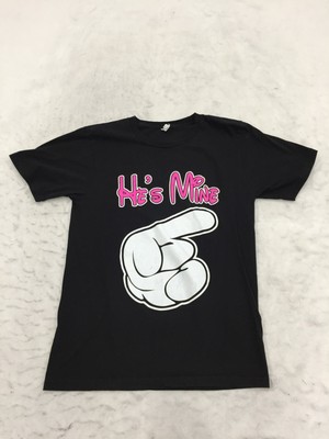 He's Mine T Shirt Womens M Medium Black Short Sleeve Crew Neck Graphic Pointing