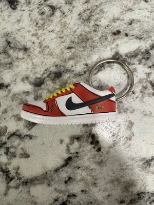 Nike Dunk Low Red and White Collab Keychain *EXCLUSIVE*