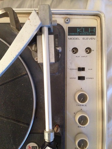 Garrard KLH Model Eleven Portable Record Player w/Cover & Speakers. For repair