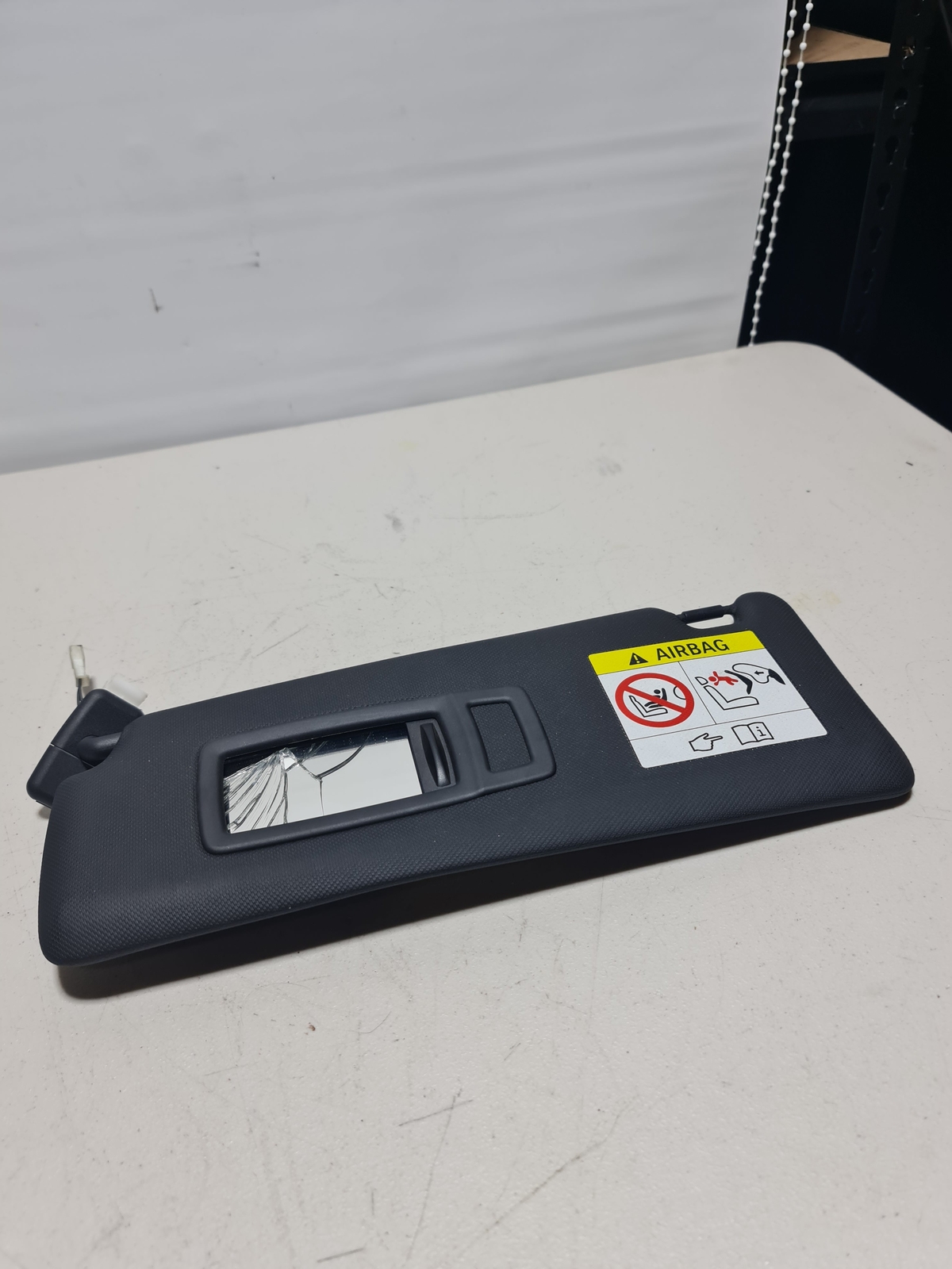 0 Bmw 2014-2020 51-16-8-061-313 51168061313 Left Sun Visor 8061313 04 image 4
