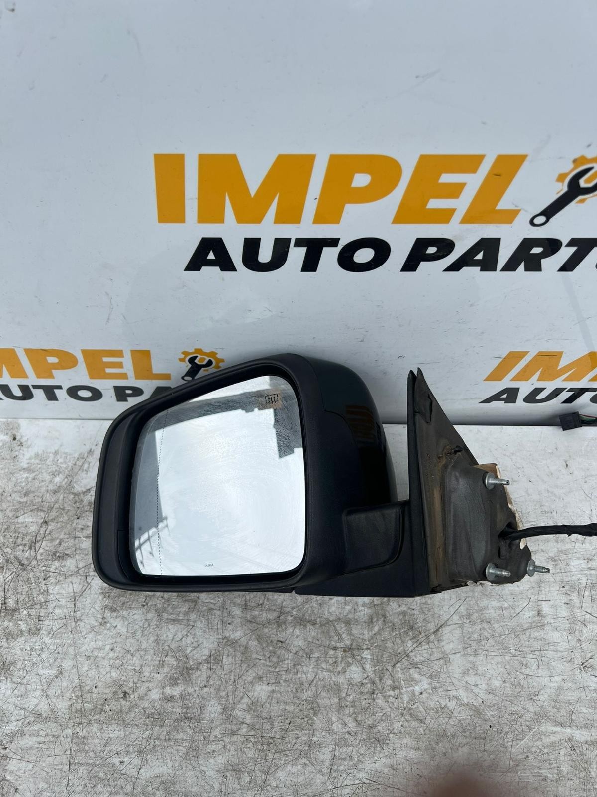 JEEP GRANDCHEROKEE WK 04/2013-12/2016 LEFT DOOR MIRROR WITH MEMORY AUTO DIM 2015 Jeep Grand Cherokee