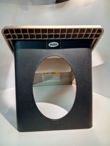 UP AND UNDER DOGGIE STEPS PREOWNED 3 STEPS