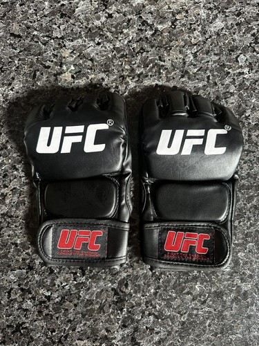 UFC OFFICIAL GLOVE 福田力 直筆サイン入り KRAZY BEE UFC OFFICIAL GLOVE 福田力 直筆サイン入り KRAZY BEE - メルカリ