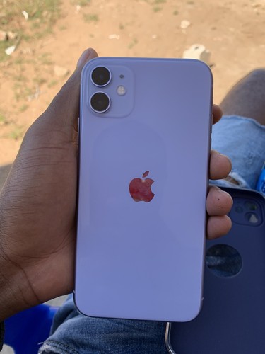 Apple iPhone 11 - 64GB 128GB 256GB - All Colors - Good