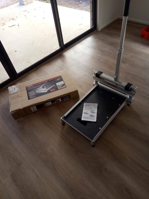 Roberts 13 330mm Multi Floor Cutter 47 Guillotine Building