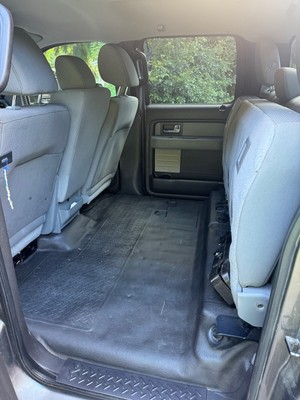 image 4 of interior