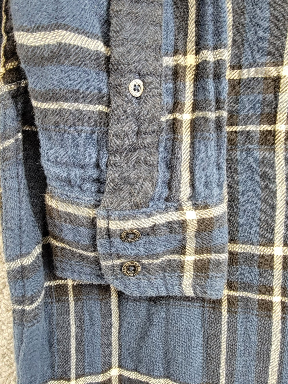 Buffalo David Bitton Sujay Plaid Long Sleeve Shirt Men's S Whale Patch Pocket - Picture 10 of 19