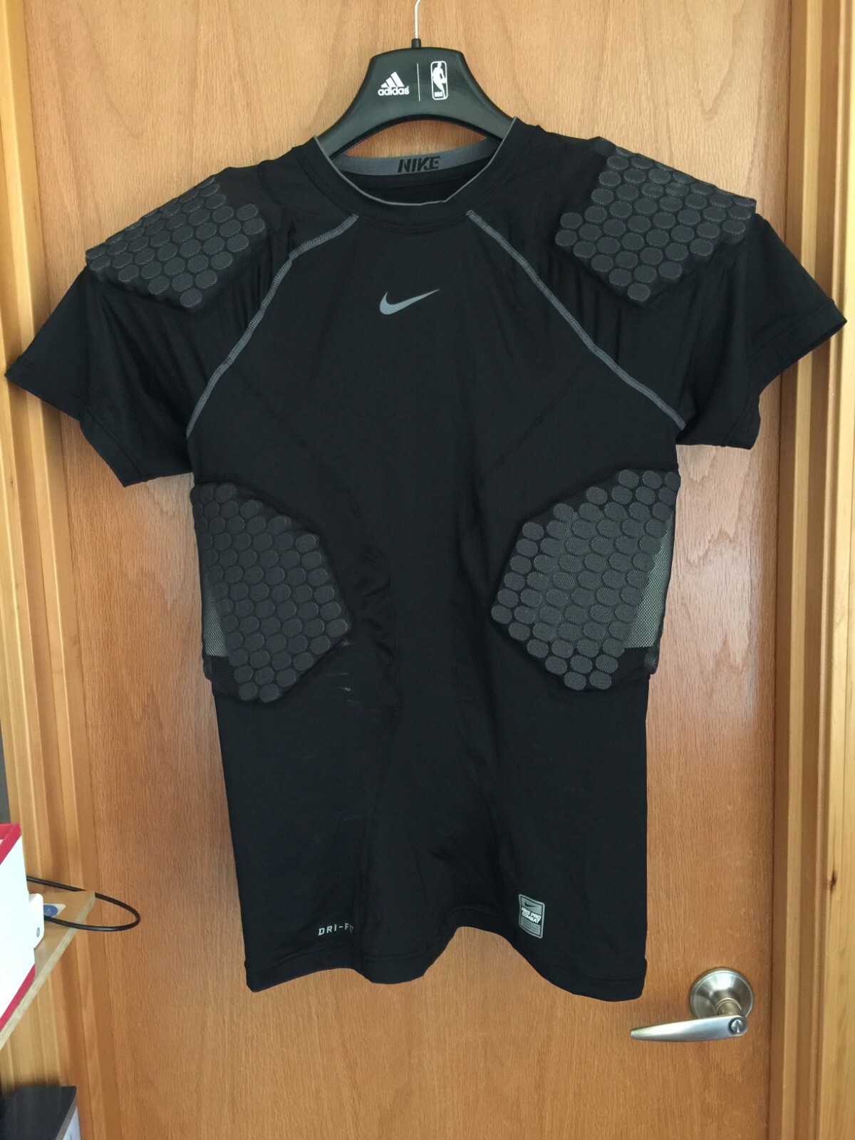NIKE PRO COMBAT HYPERSTRONG COMPRESSION 4 PADDED Football