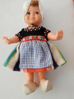 Lot of 3 World Costume Outfits Dolls from Holland Lebanon & Russia