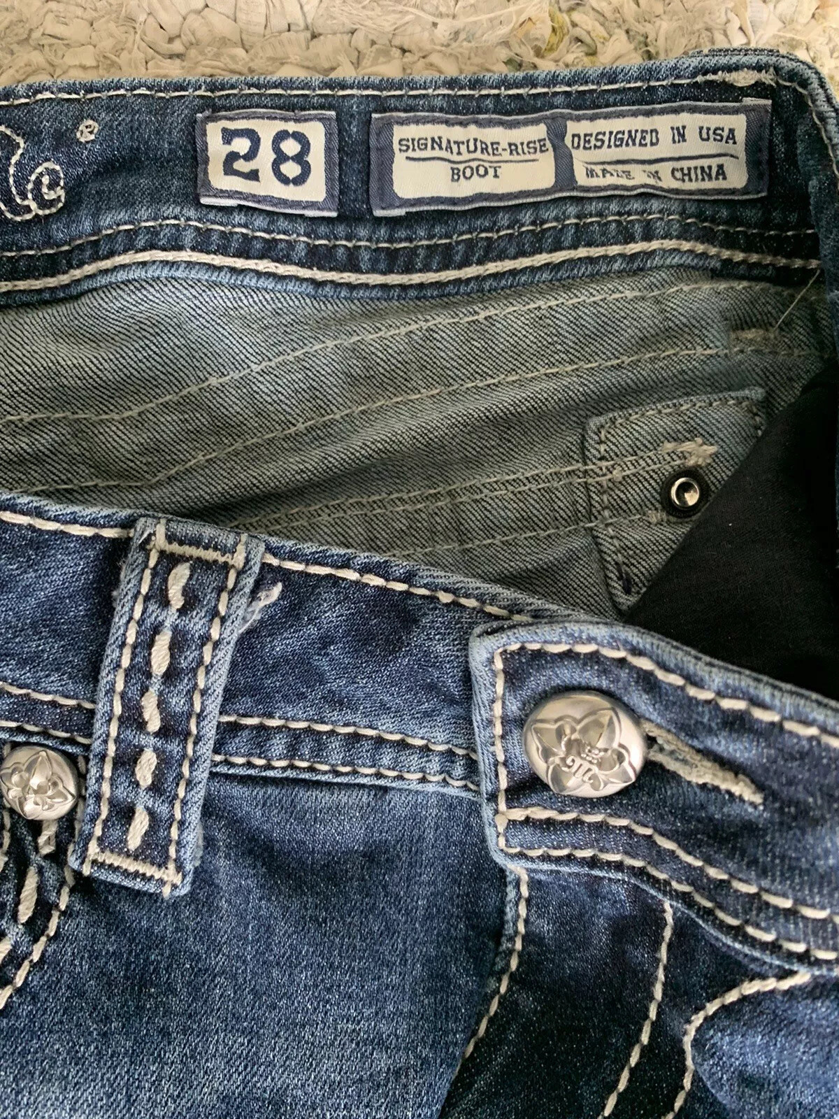 Miss Me jeans signature rise boot Cut 