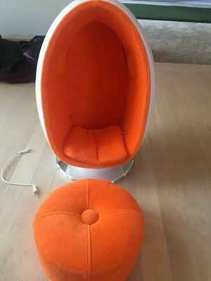 julie's egg chair