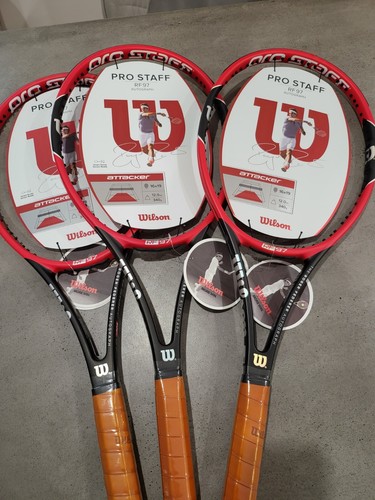 Wilson Pro Staff RF97 Autograph v10 Tennis Racquets 4 1/4 Wilson Pro Staff RF97 Autograph v10 Tennis Racquets 4 1/4