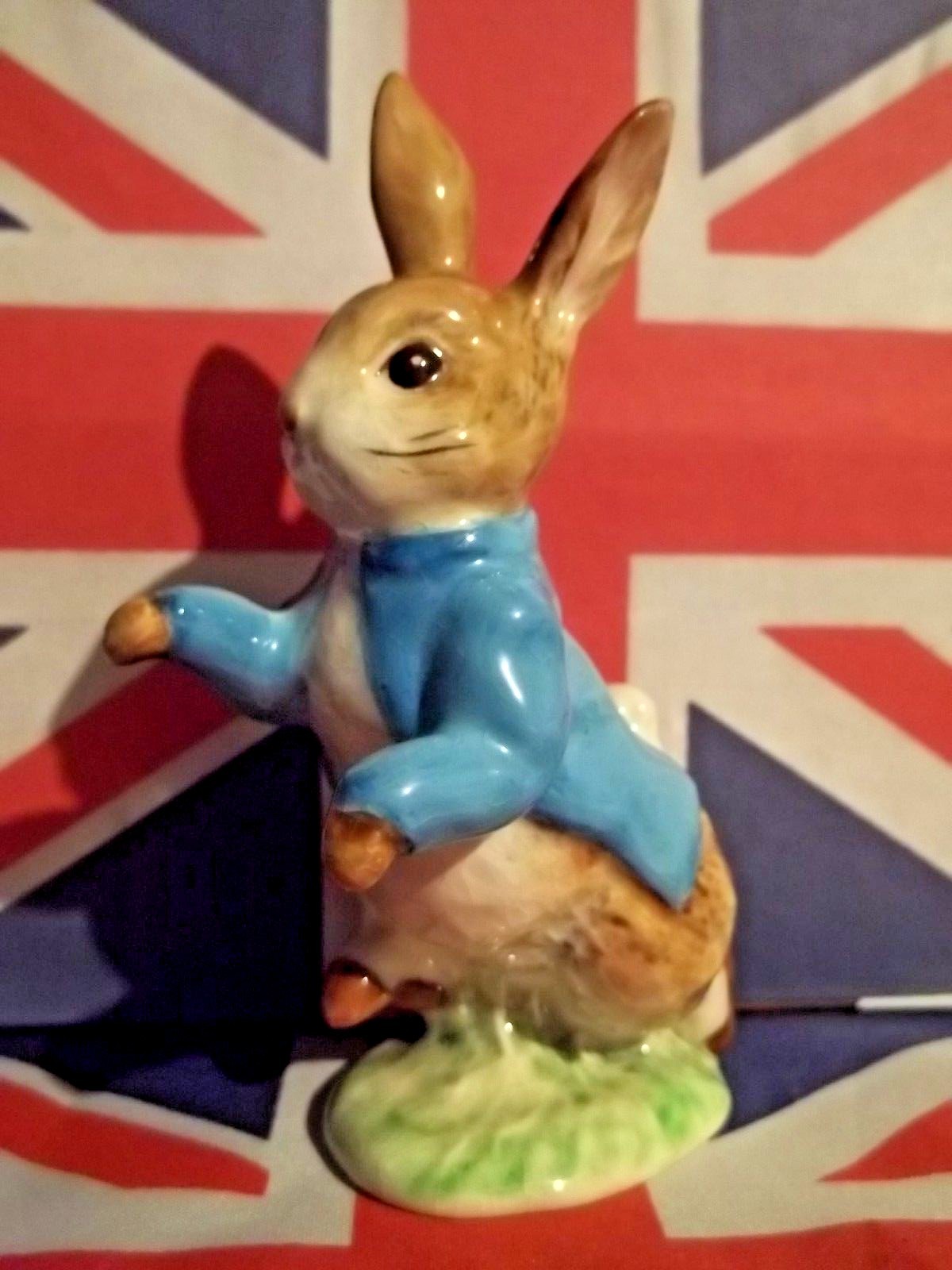BEATRIX POTTER FIGURINE 1948 BP1A GOLD CIRCLE PETER RABBIT COPYRIGHT SCRIPT 1st