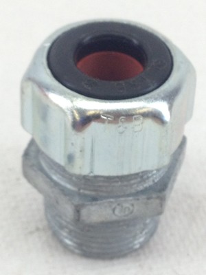 NNB! THOMAS & BETTS 750-880  3/4  STRAIN-RELIEF STR CONDUIT FITTING 2536 (A18)