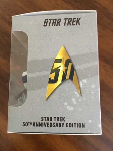 Hallmark-Squeelys-Captain Kirk-Collectible Vinyl Figuirine-50Anniversary Edition