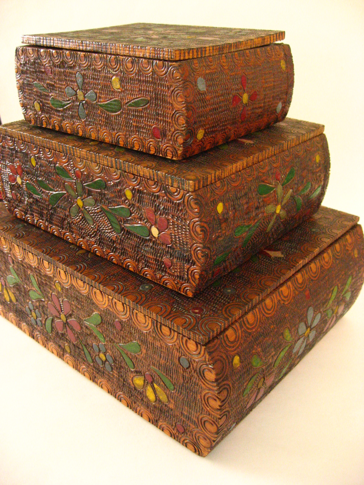 3 ANTIQUE FOLK ART PYROGRAPHY WOOD BOXES TRINKET STORAGE STACKING HAND PAINTED