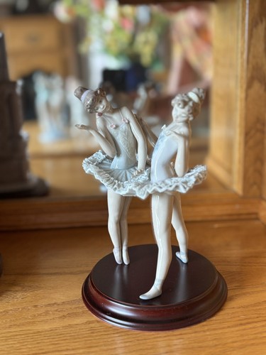 LLADRO フラメンコダンス 陶器フィギュア 2体セット フラメンコダンサー | リヤドロ公式オンライン