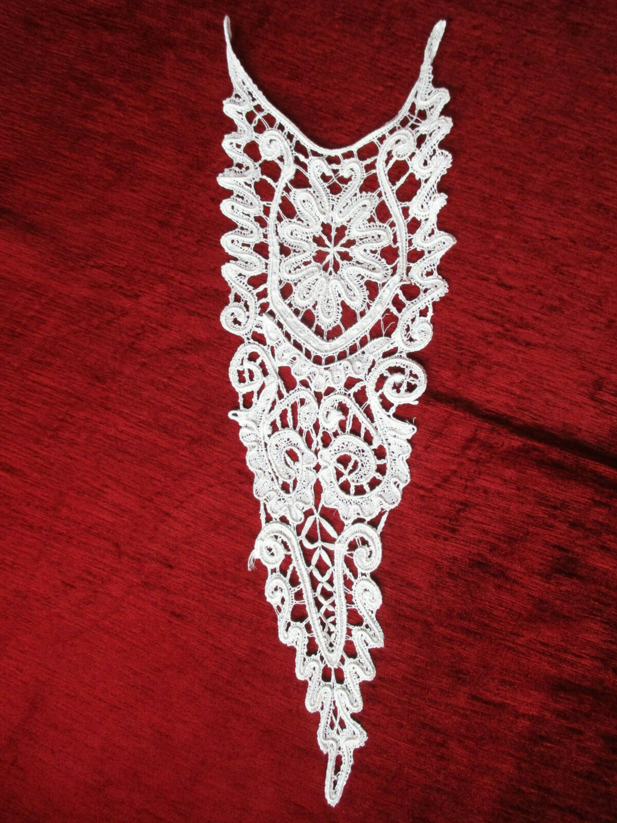 【20%OFF】Dentelle de Mirecourt Plastron en dentelle fuseaux main dentelle de Mirecourt
