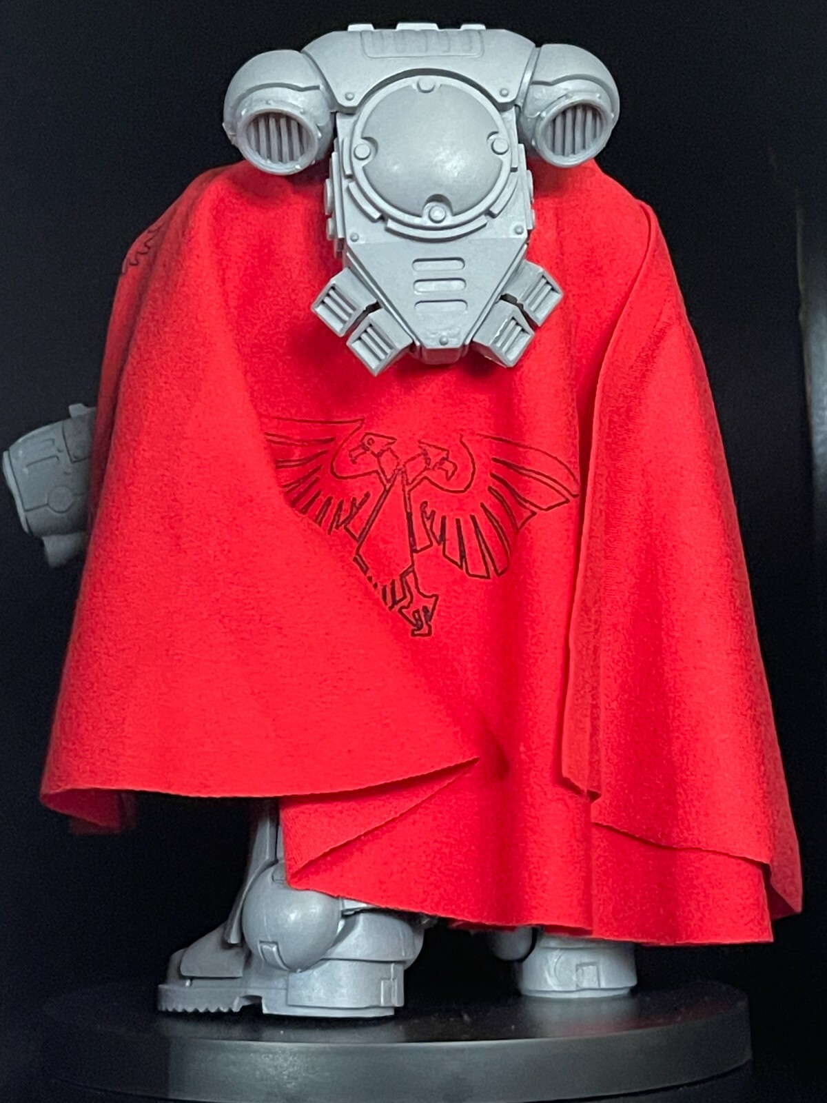 Mc Farlane Bandai Space Marine cloak purity seal 40k weapon