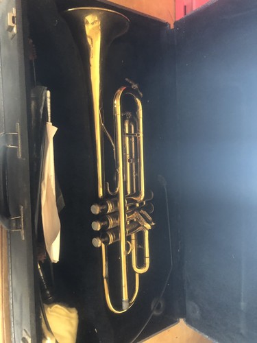 King Tempo 2 601 Vintage Trumpet With Hard Case