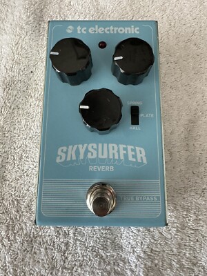 TC ELECTRONIC SKYSURFER Reverb Effect Pedal for Guitar ~ SMOKE FREE HOME
