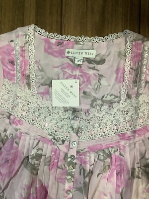 Eileen West Gown Size XS Lawn Ballet Long Length Long Sleeve in Pink/Gray Floral