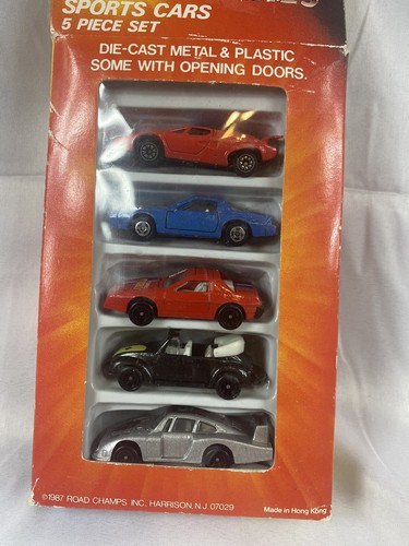 Vintage 1987 Road Champs 5 Road Machines Sports Cars Die