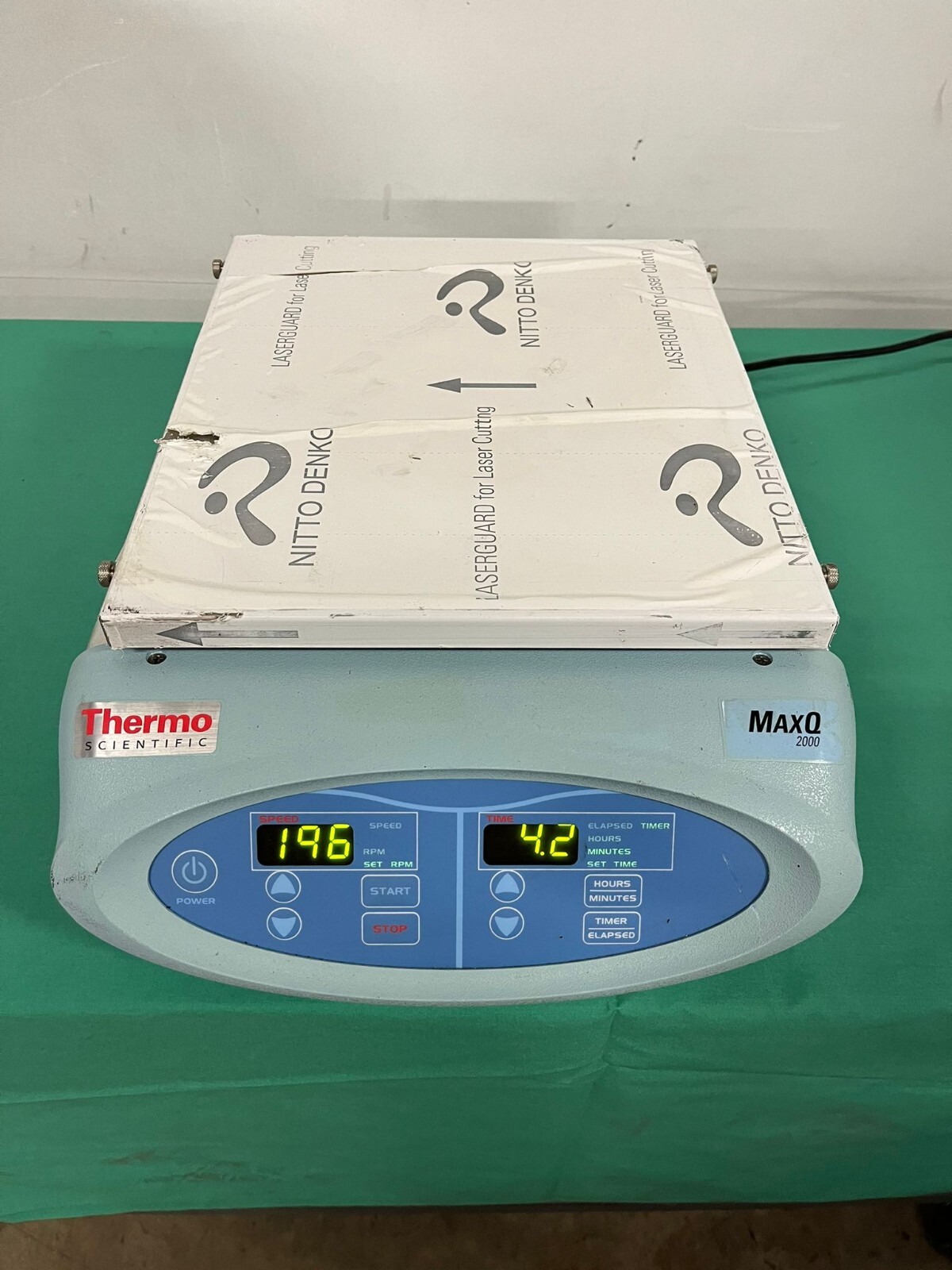 Thermo MaxQ 2000 Orbital Shaker Model SHKE2000