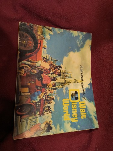 ウォルト・ディズニー・ワールドA Pictorial Souvenir 写真集