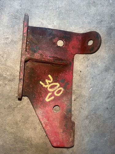 IH Farmall 300 Utility Rear Gas Tank Mounting Bracket Antique Tractor