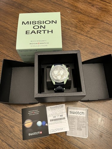 OMEGA×SWATCH MISSION ON EARTH SO33G100 MISSION ON EARTH - SO33G100 | Swatch® United States