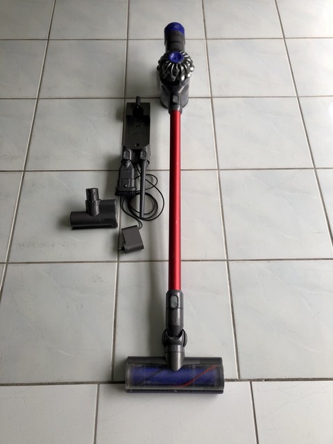 Dyson V6 Absolute Handstick Vacuum With Dock Charger Accessories Vacuum Cleaners Gumtree Australia Casey Area Endeavour Hills