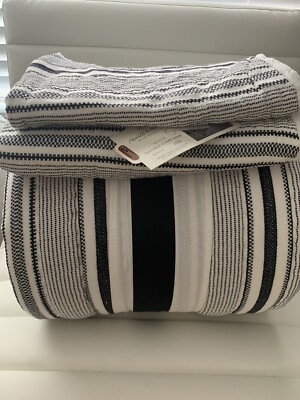 King+2 Standard Textured Stripe Quilt Dark Gray/Cream - Hearth & Hand Magnolia