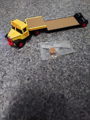 Corgi Classic Code 3 Scammell Highwayman Lowloader Edward Beck & Son