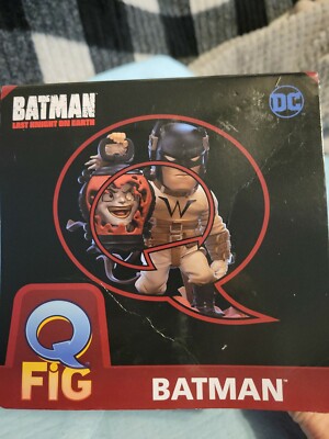 Quantum Mechanix Batman Last Knight on Earth Q-Fig Elite Figure