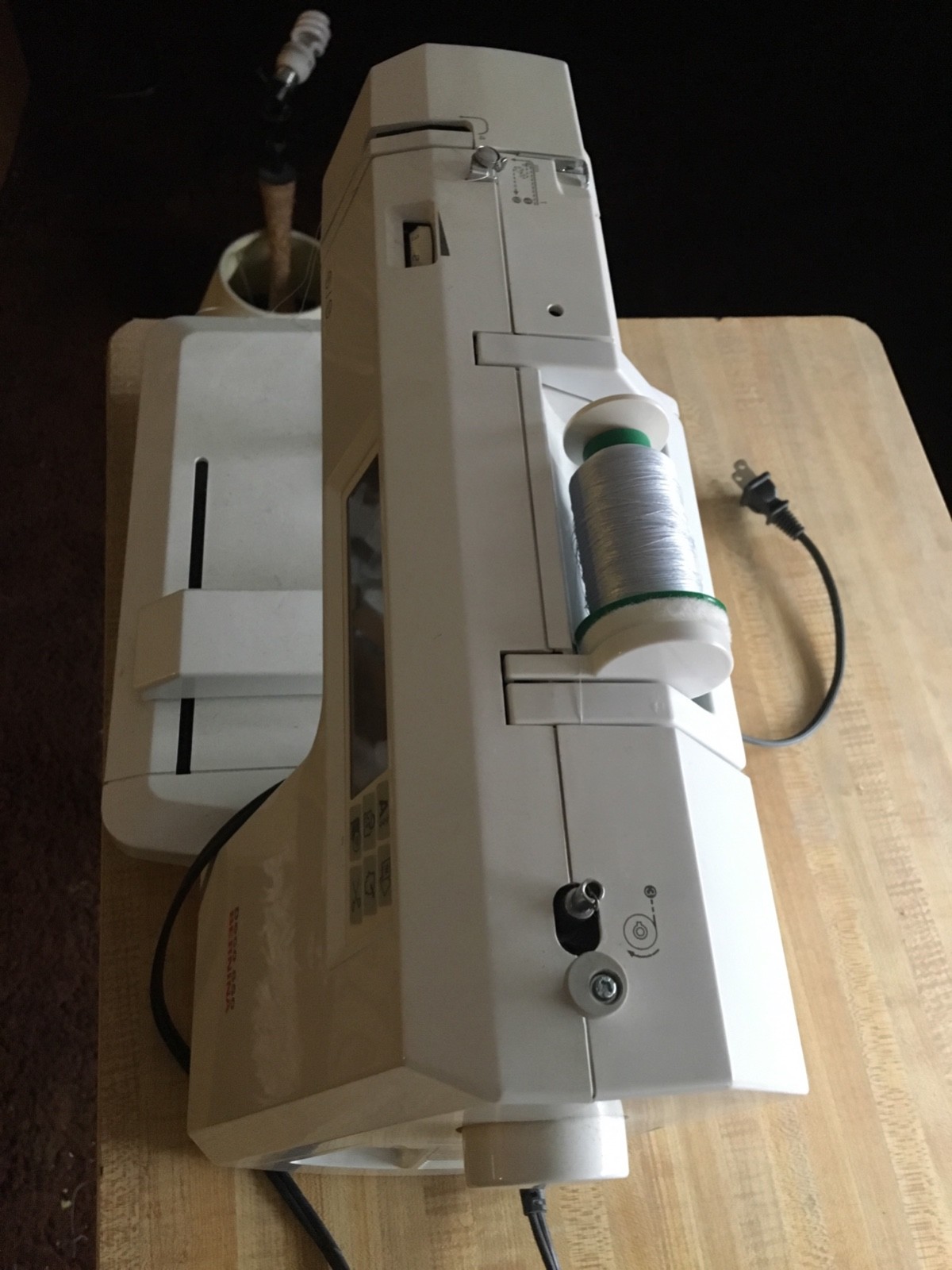 embroidery machine bernina model, Deco 650