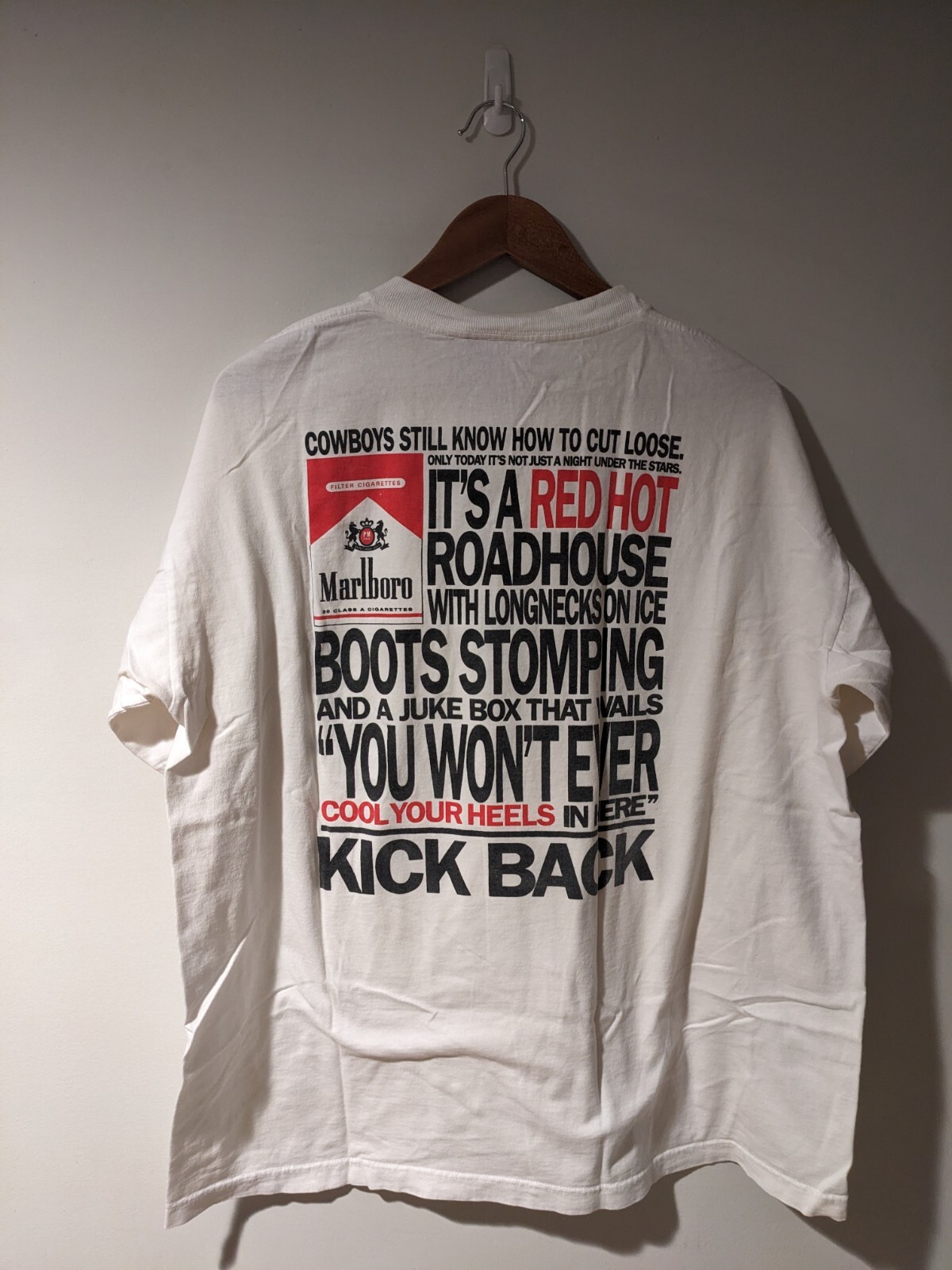 90s Marlboro スウェット Vintage 90s Marlboro Patch Crewneck Sweatshirt – Neon Moon