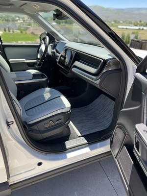 image 21 of interior