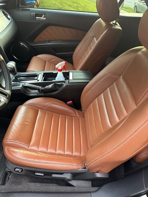 image 2 of interior