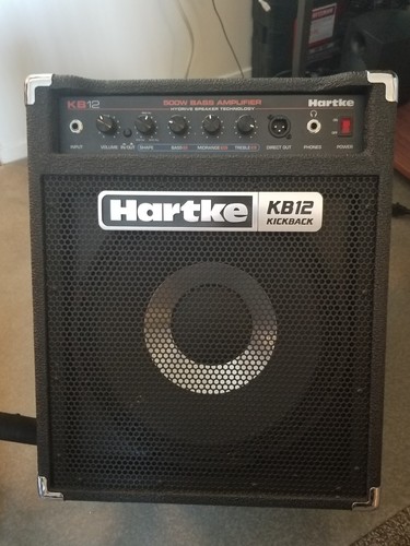 Ibanez SRT805DX, Hartke KB12, Zoom B3 + Extras