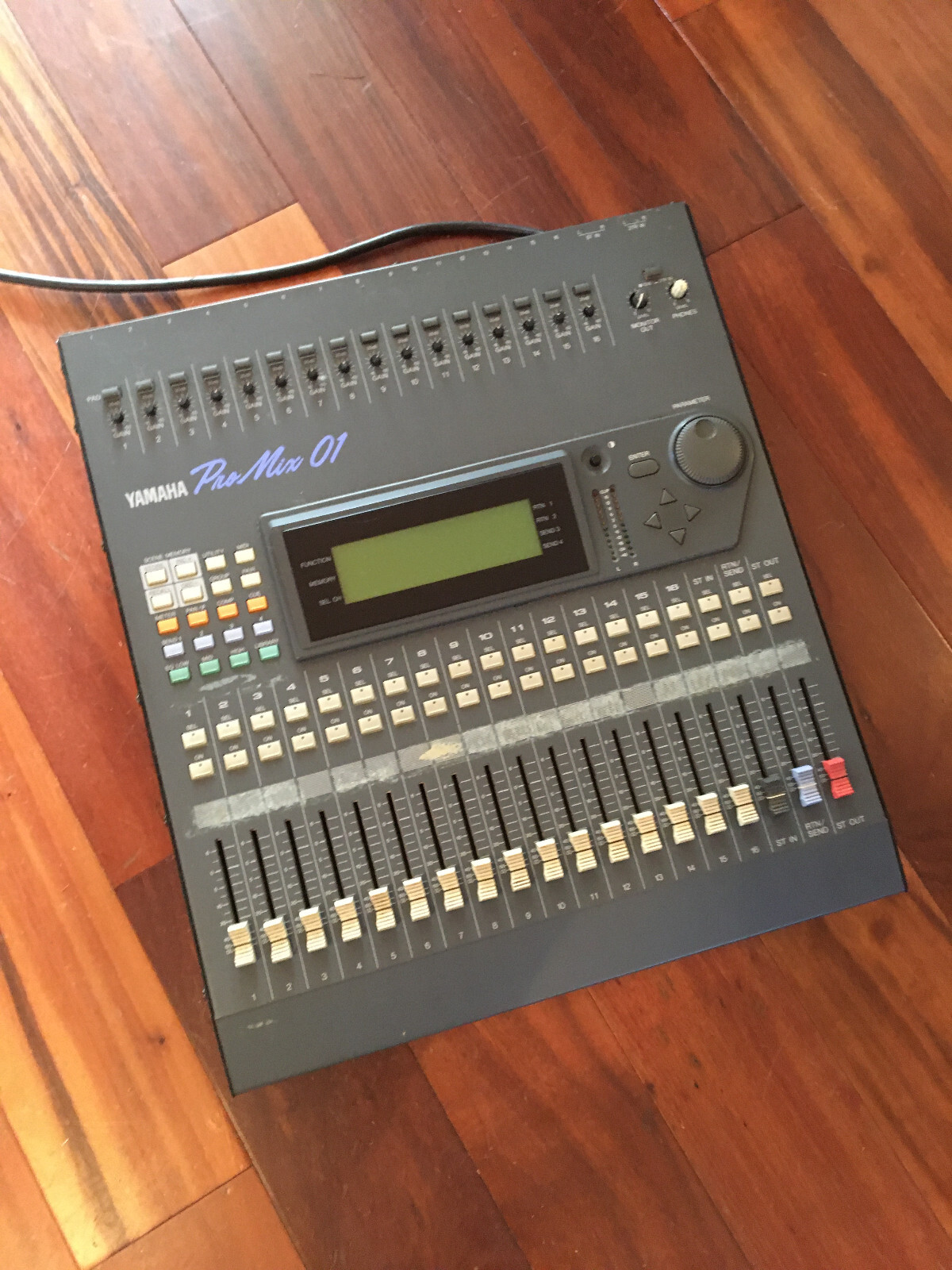 Yamaha Promix 01 Digital 16 Channel Mixer Mixing Board Fader Yamaha Promix 01 Digital 16 Channel Mixer Mixing Board Fader