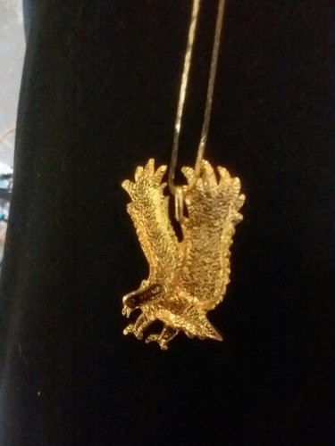 Yellow Polished Gold American Bald Eagle Landing Pendant With Chain